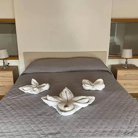 Artemis Apartman Azgúru