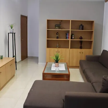 Artemis Apartment *