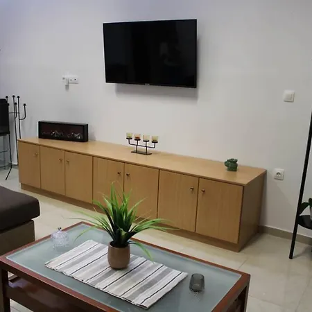 Apartment Artemis Asgourou